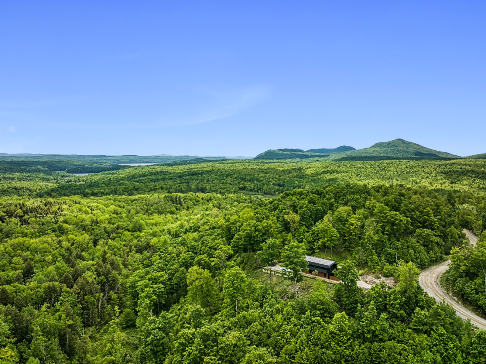 Vue sur la vallée et les collines des Cantons-de-l'Est
